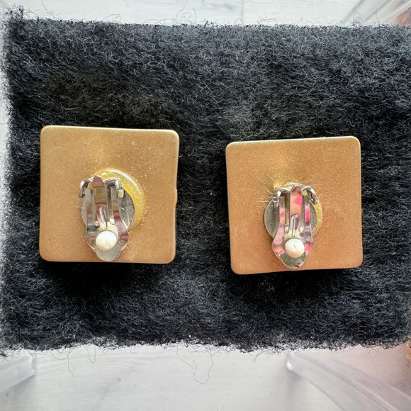 VINTAGE PINK & GOLD Clip On Earrings 💖 - Picture 3 of 6